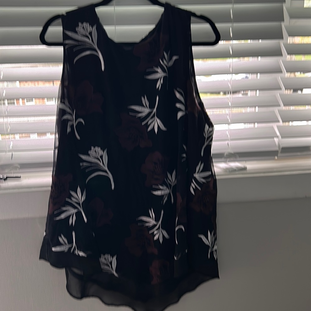 3x black Alfani no sleeve blouse